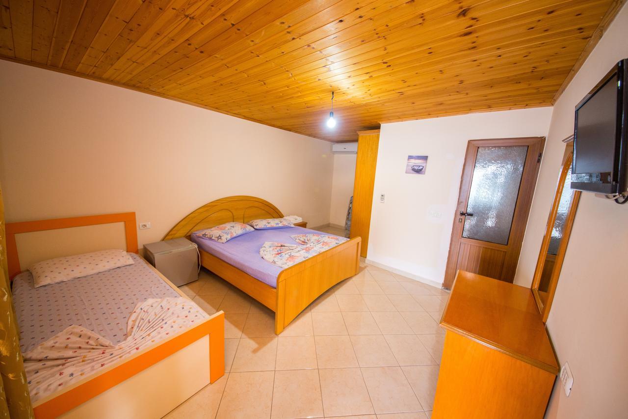 Isi Rooms Vlore Exterior photo