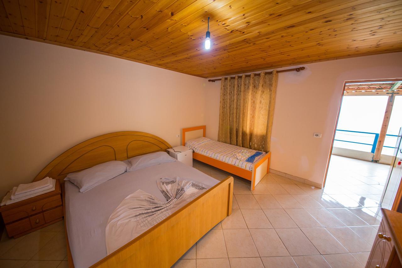 Isi Rooms Vlore Exterior photo